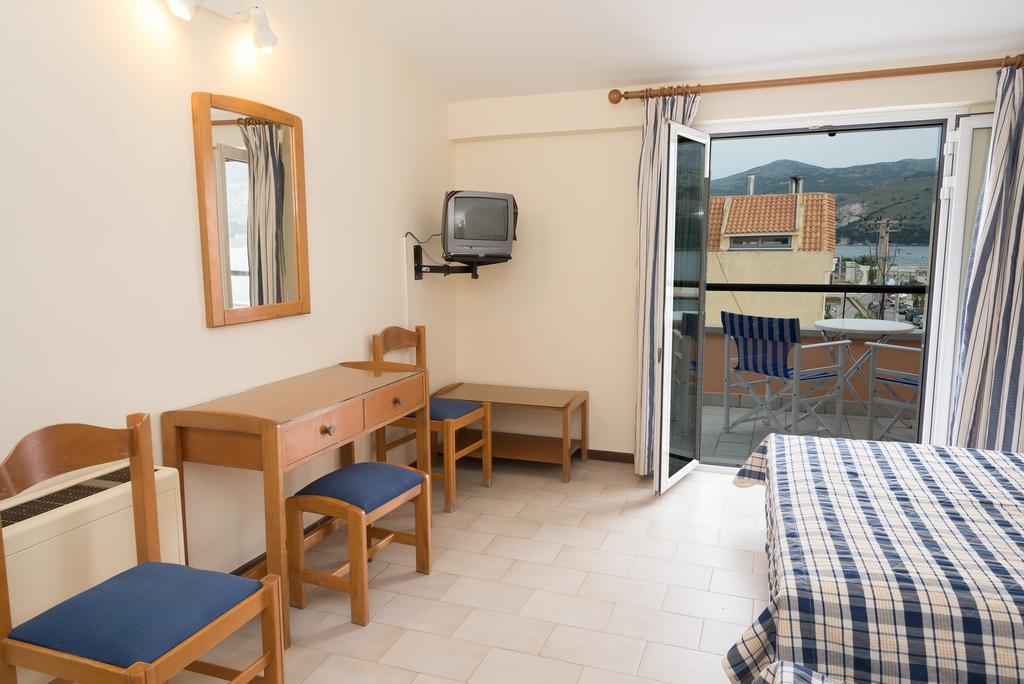 酒店 Kefalonia Grand 4*